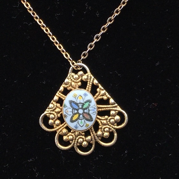 Vintage Jewelry - Vintage 14k GP gold necklace